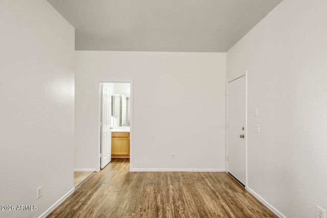 5211 W Warner St Street, Phoenix, AZ 85043