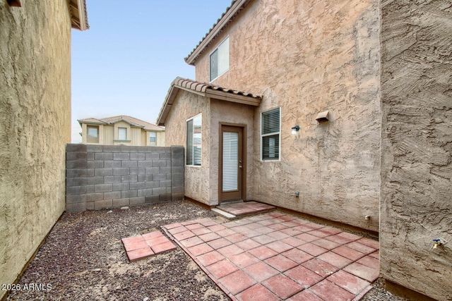 5211 W Warner St Street, Phoenix, AZ 85043