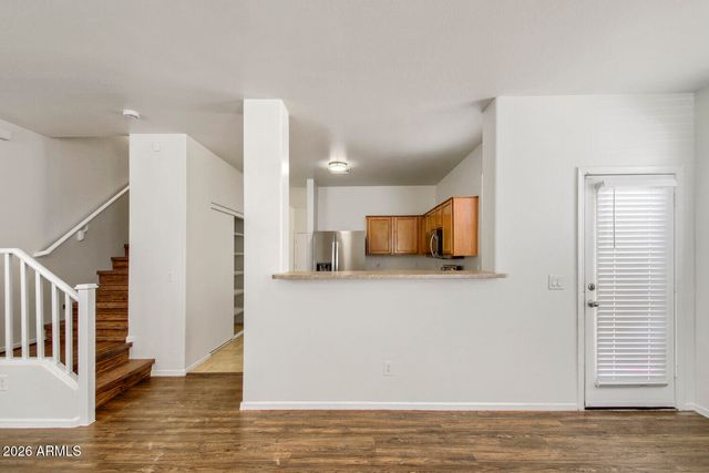 5211 W Warner St Street, Phoenix, AZ 85043