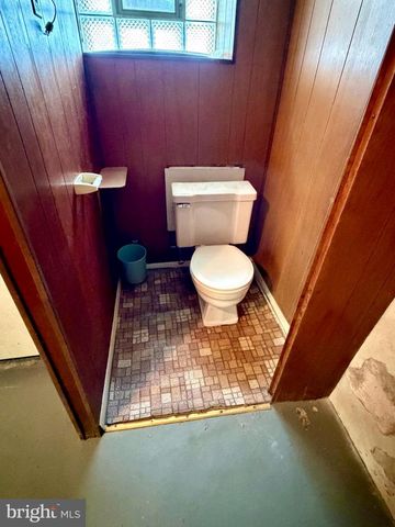 7425 TABOR AVE, Philadelphia, PA 19111