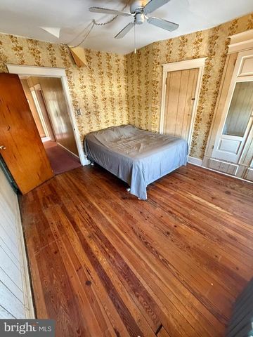 7425 TABOR AVE, Philadelphia, PA 19111