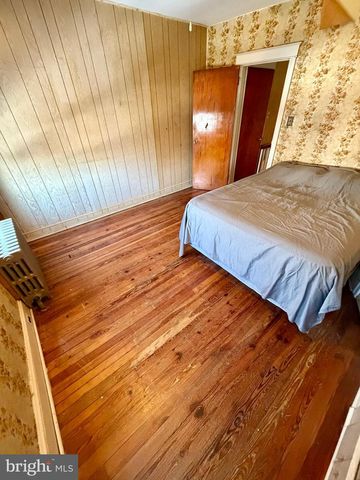 7425 TABOR AVE, Philadelphia, PA 19111