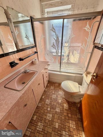 7425 TABOR AVE, Philadelphia, PA 19111