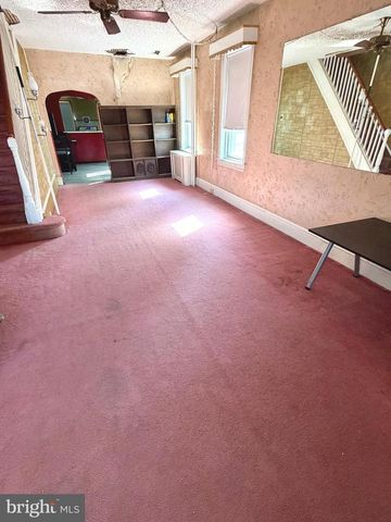 7425 TABOR AVE, Philadelphia, PA 19111