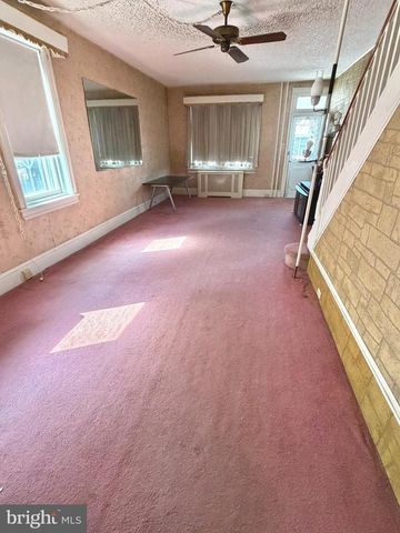 7425 TABOR AVE, Philadelphia, PA 19111