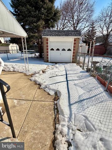 7425 TABOR AVE, Philadelphia, PA 19111