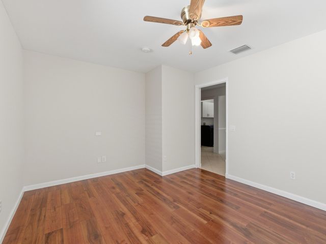 7284 W Mercada Way, Delray Beach, FL 33446