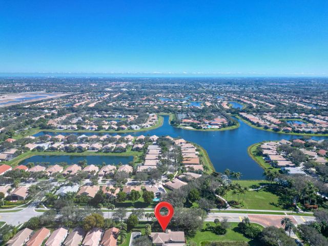 7284 W Mercada Way, Delray Beach, FL 33446