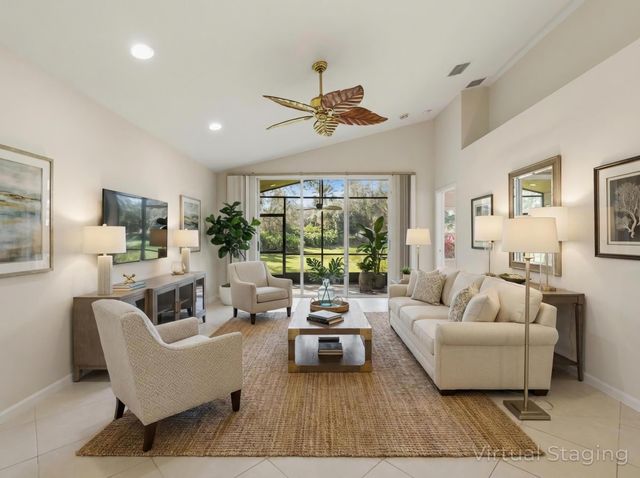 7284 W Mercada Way, Delray Beach, FL 33446