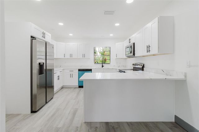 3014 S WESTSHORE BOULEVARD, Tampa, FL 33629