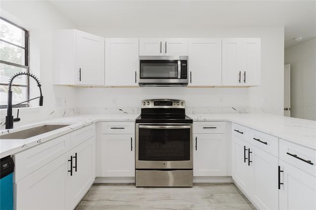 3014 S WESTSHORE BOULEVARD, Tampa, FL 33629