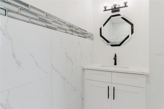 3014 S WESTSHORE BOULEVARD, Tampa, FL 33629