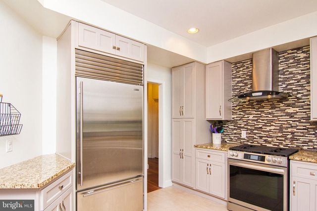 2803 HILLTOP DR, Manchester, MD 21102