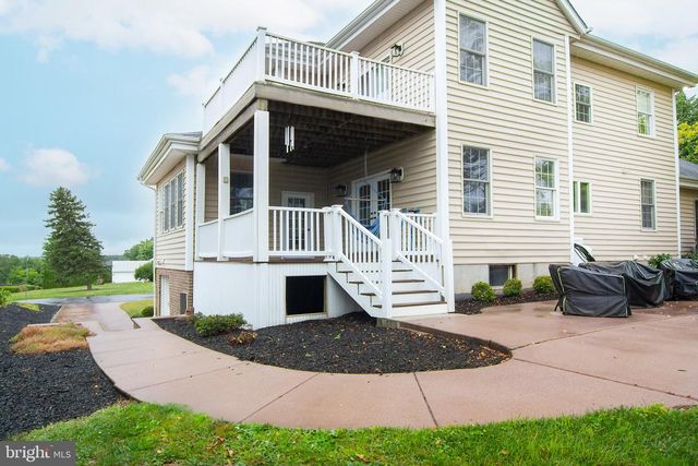 2803 HILLTOP DR, Manchester, MD 21102