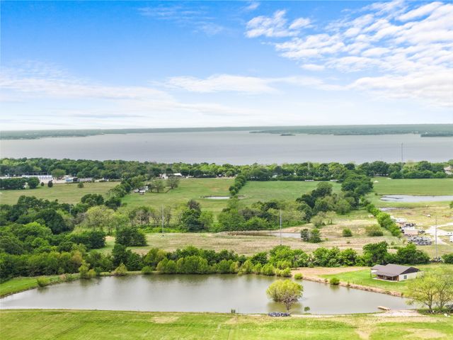 1414 Rs County Road 1605, Point, TX 75472