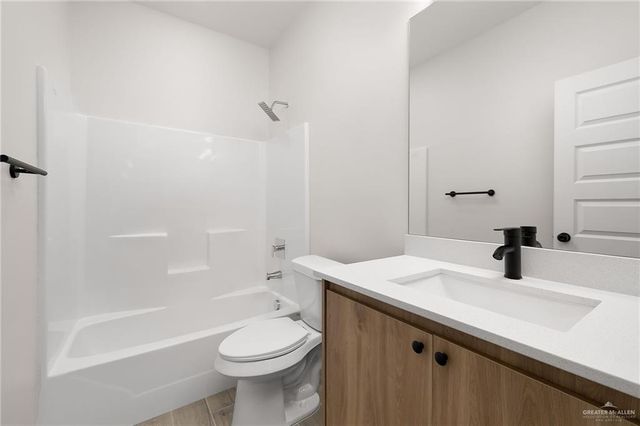 408 N Alexandrite Avenue, Edinburg, TX 78541