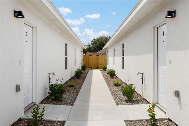 408 N Alexandrite Avenue, Edinburg, TX 78541