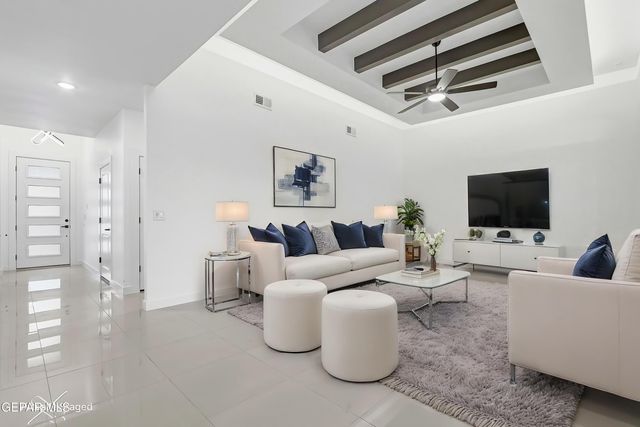 941 ADA Lane, El Paso, TX 79932