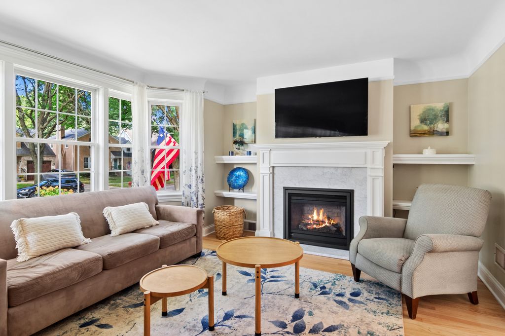 7049 N Moselle Avenue, Chicago, IL 60646 — photo 5