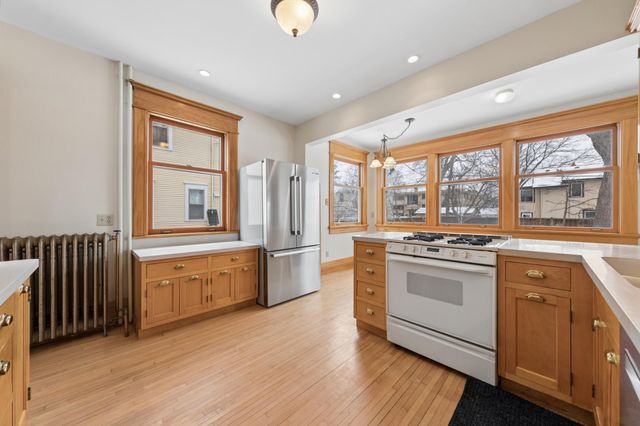 1732 Summit Avenue, Saint Paul, MN 55105