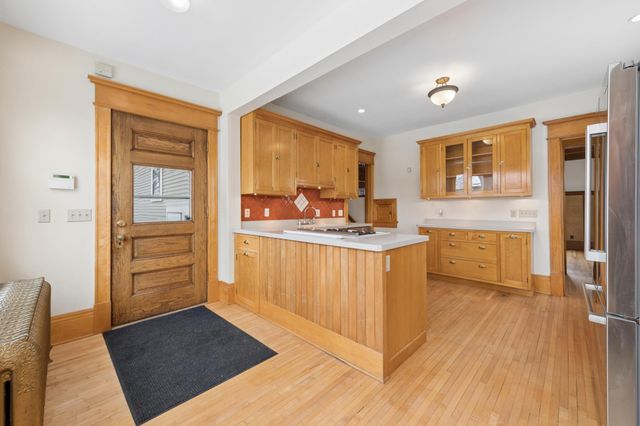 1732 Summit Avenue, Saint Paul, MN 55105