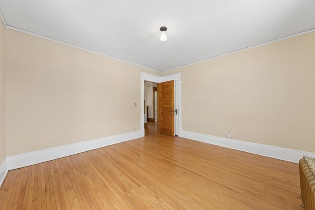 1732 Summit Avenue, Saint Paul, MN 55105