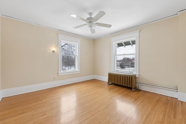 1732 Summit Avenue, Saint Paul, MN 55105