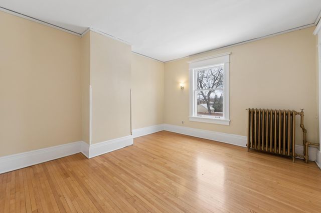 1732 Summit Avenue, Saint Paul, MN 55105