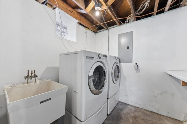 1732 Summit Avenue, Saint Paul, MN 55105