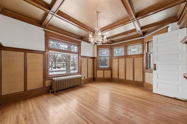 1732 Summit Avenue, Saint Paul, MN 55105