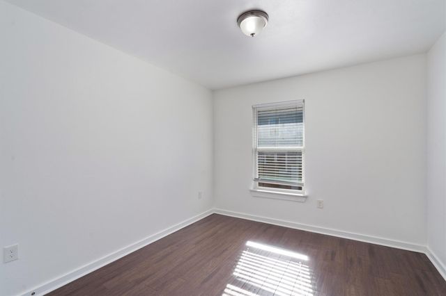 6211 Manor RD 129, Austin, TX 78723