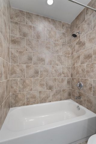 6211 Manor RD 129, Austin, TX 78723