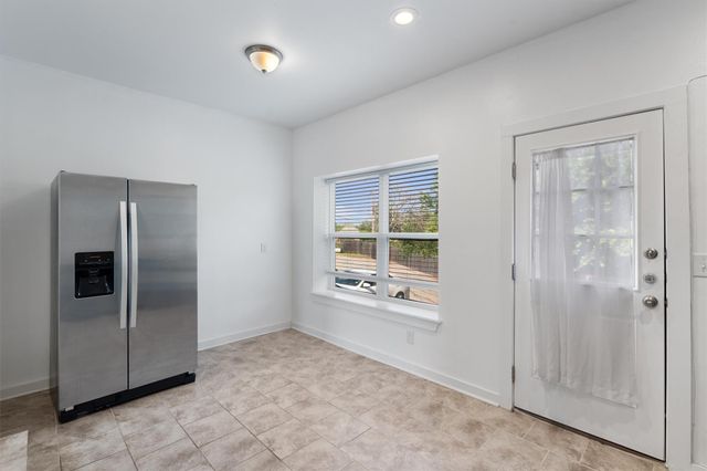 6211 Manor RD 129, Austin, TX 78723