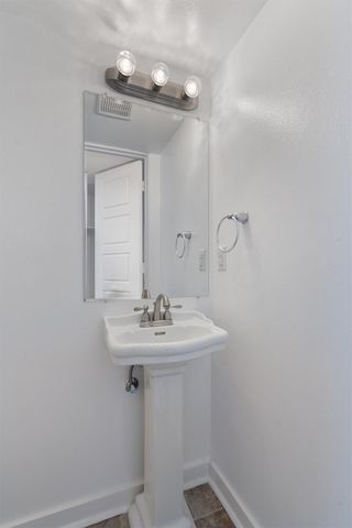 6211 Manor RD 129, Austin, TX 78723