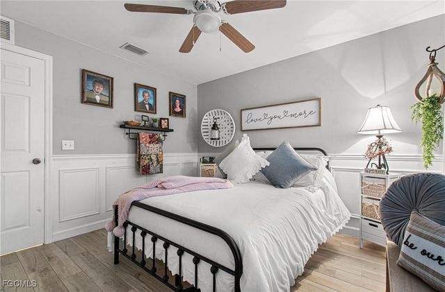 4656 Varsity CIR, Lehigh Acres, FL 33971