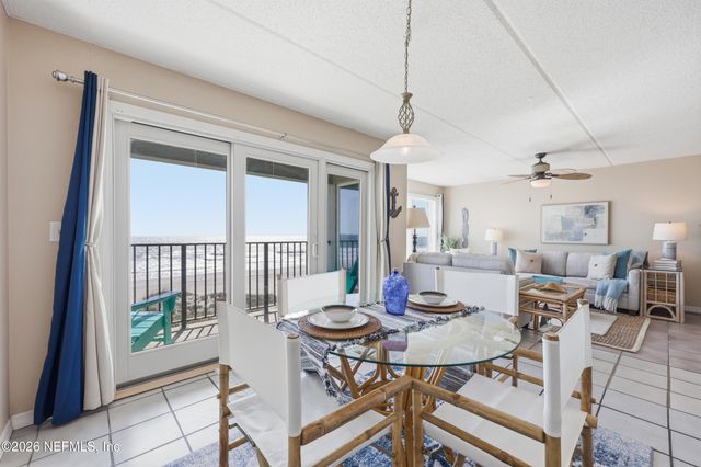 382 S FLETCHER Avenue 306, Fernandina Beach, FL 32034