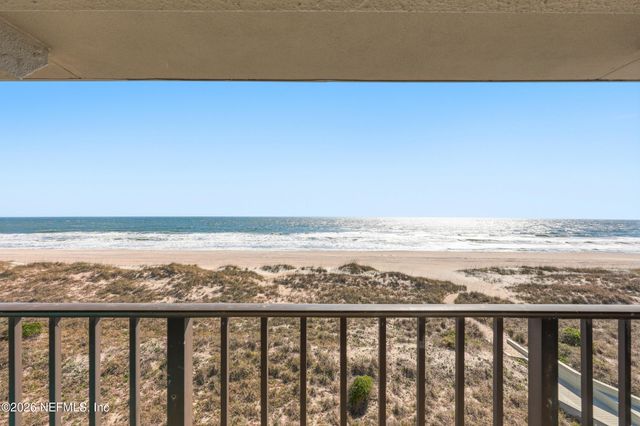 382 S FLETCHER Avenue 306, Fernandina Beach, FL 32034
