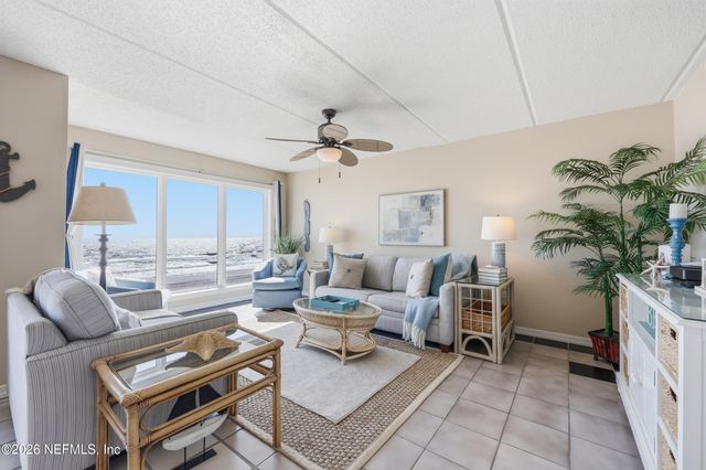 382 S FLETCHER Avenue 306, Fernandina Beach, FL 32034