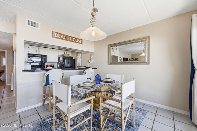 382 S FLETCHER Avenue 306, Fernandina Beach, FL 32034