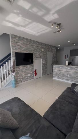 3568 NW 13th St, Lauderhill, FL 33311