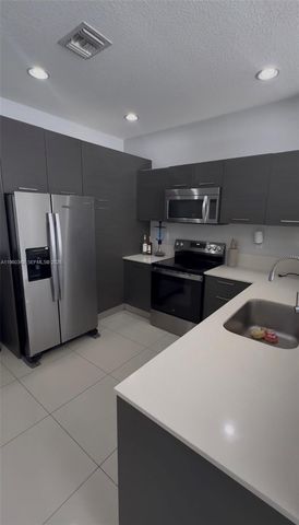 3568 NW 13th St, Lauderhill, FL 33311