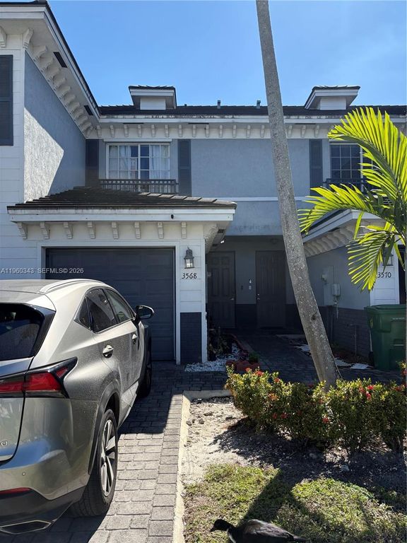 3568 NW 13th St, Lauderhill, FL 33311