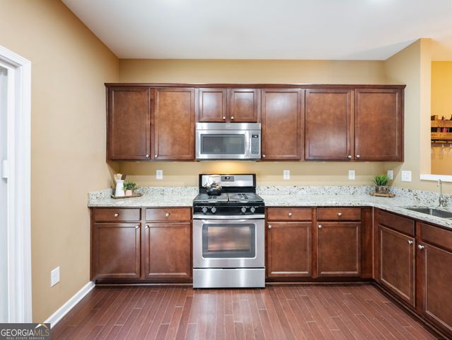 6377 Barker Station Walk, Sugar Hill, GA 30518
