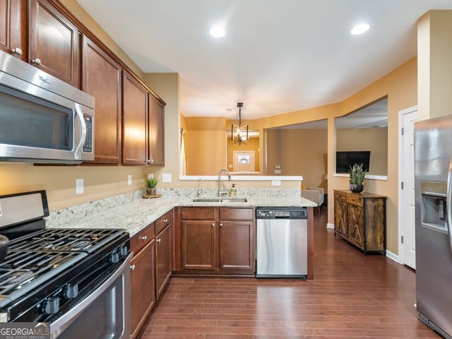 6377 Barker Station Walk, Sugar Hill, GA 30518