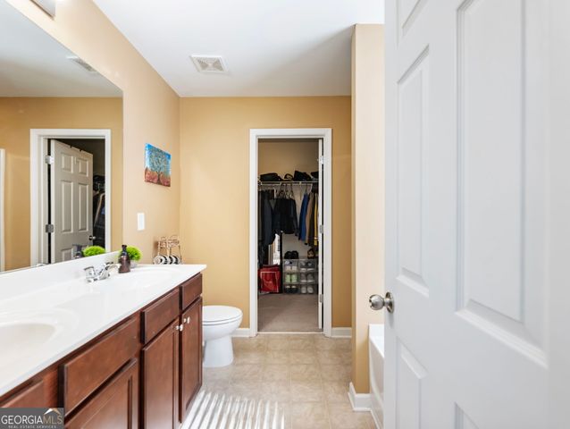 6377 Barker Station Walk, Sugar Hill, GA 30518