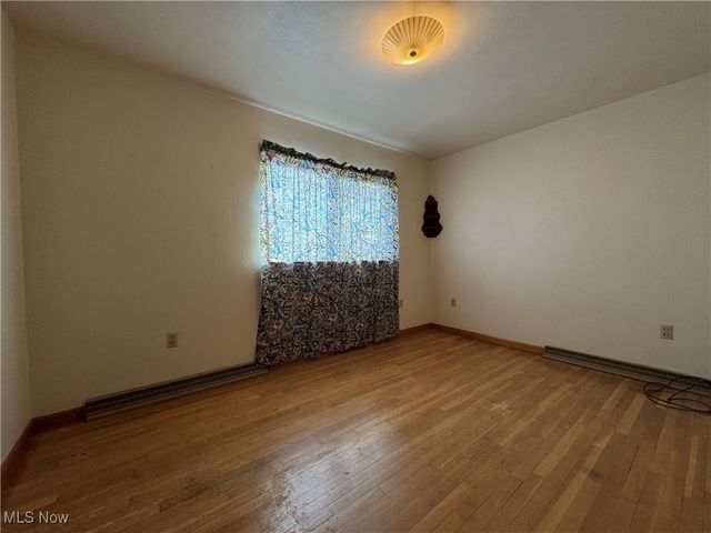 1511 N 9th Street, Martins Ferry, OH 43935