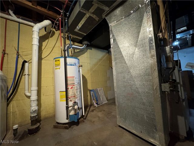 1511 N 9th Street, Martins Ferry, OH 43935