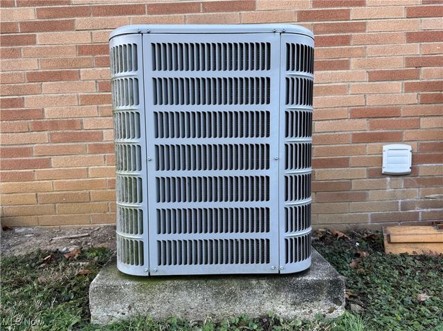 1511 N 9th Street, Martins Ferry, OH 43935