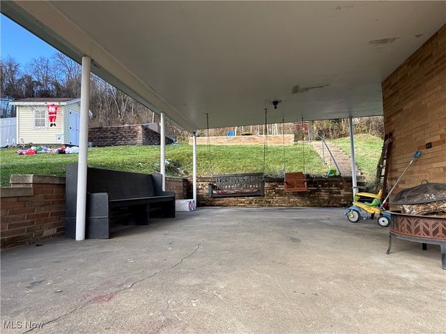 1511 N 9th Street, Martins Ferry, OH 43935