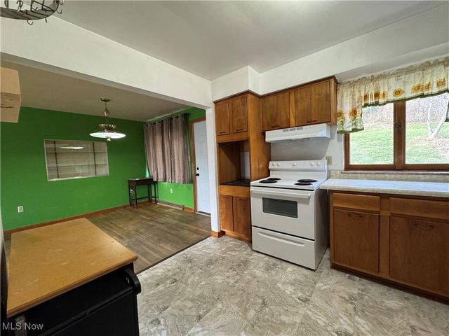 1511 N 9th Street, Martins Ferry, OH 43935